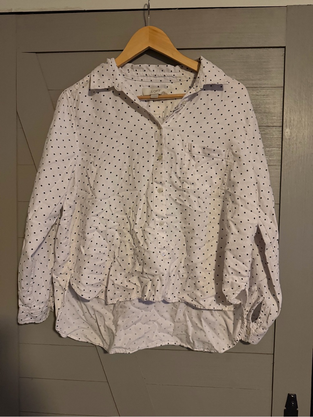 LOFT White Button-Down Shirt with Navy Polka Dots 100% Cotton Natural Fiber